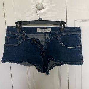 Abercrombie & Fitch, jean shorts, blue, size 10